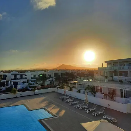 Escape Senator Apartmán Costa Teguise